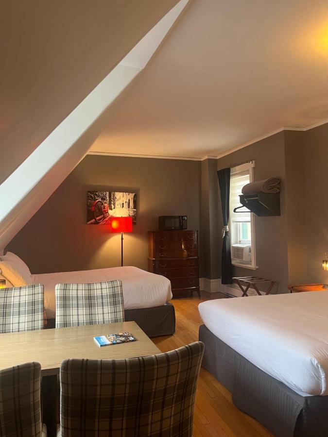 E-Hotel Des Grisons 퀘벡 외부 사진