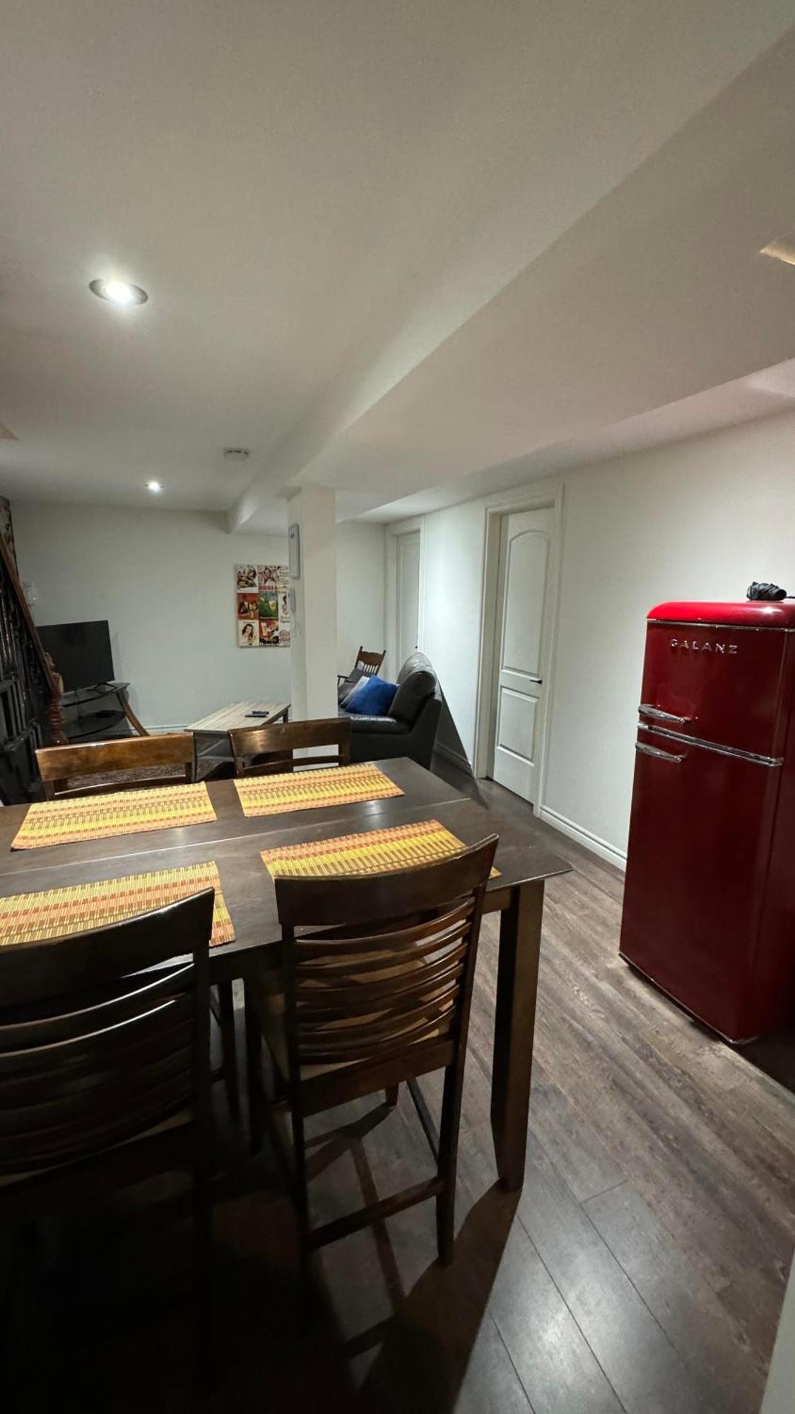 E-Hotel Des Grisons 퀘벡 외부 사진