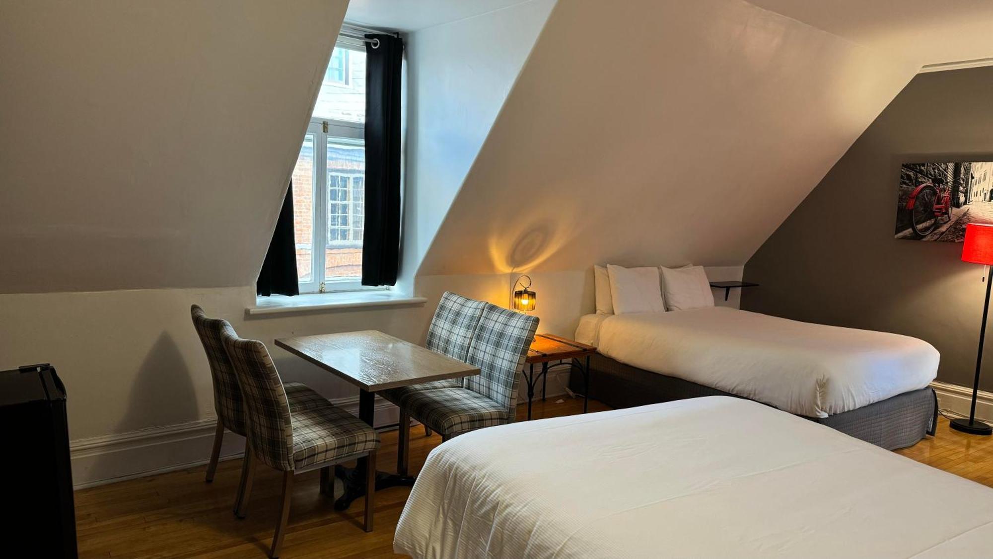 E-Hotel Des Grisons 퀘벡 외부 사진